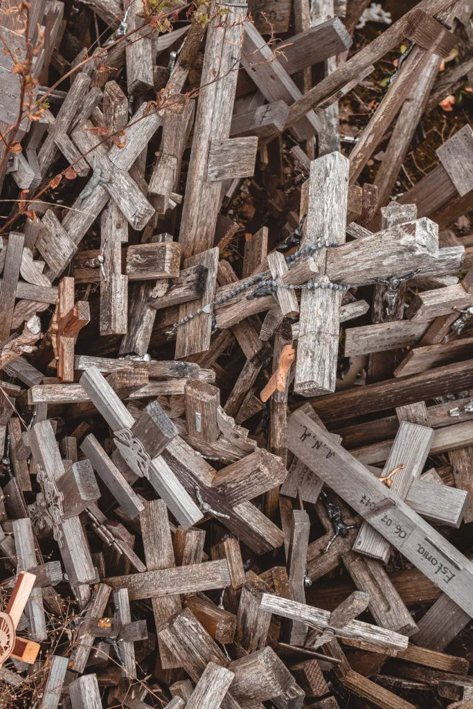 Tour of the Hill of crosses (Kryžių kalnas) Lithuania, UNESCO 6