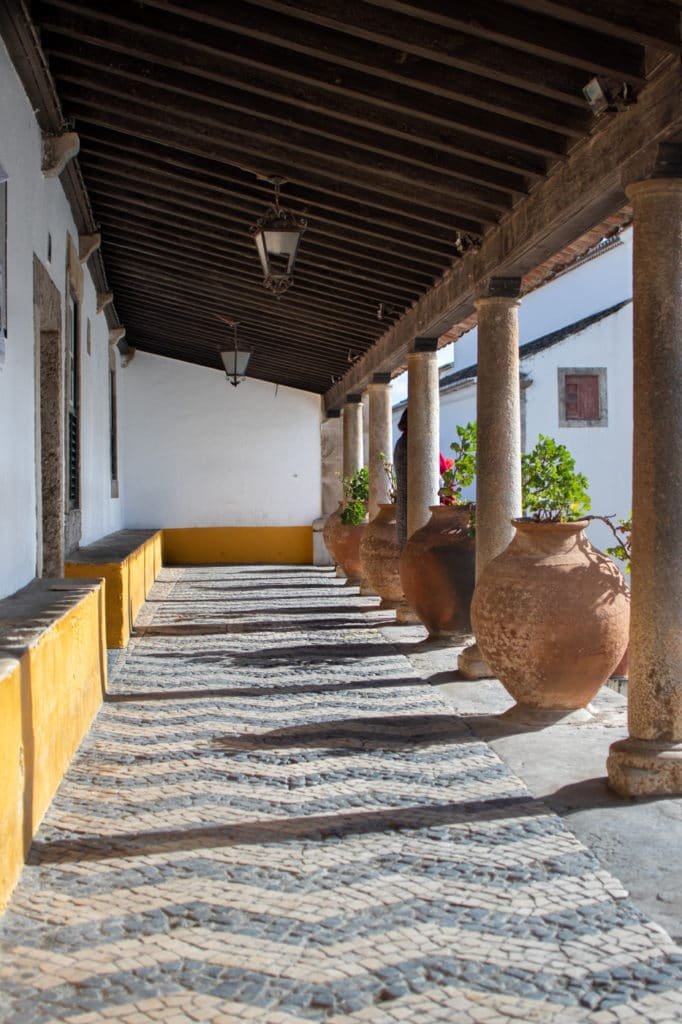 mais square detail of Obidos