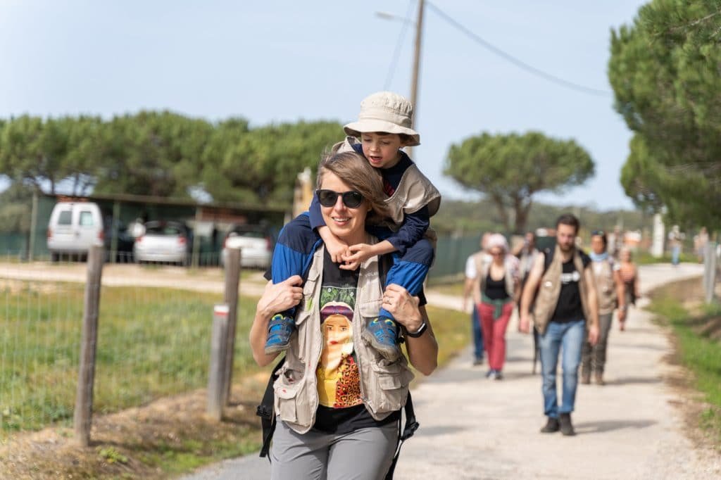 Top Tips to Explore the Rota Vicentina: Your Ultimate Guide 5 mãe e filho na rota vicentina