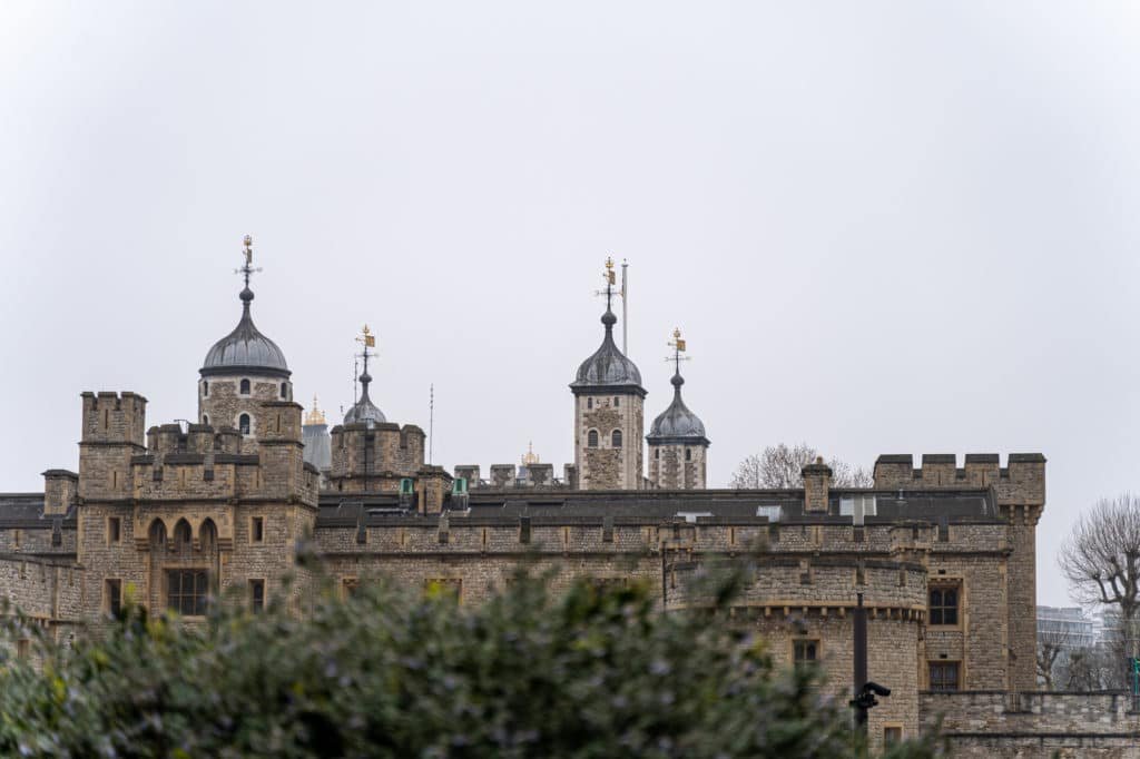 Top Tips to Visit London: Maximize Your Family Get-Together Experience 25 london buildings