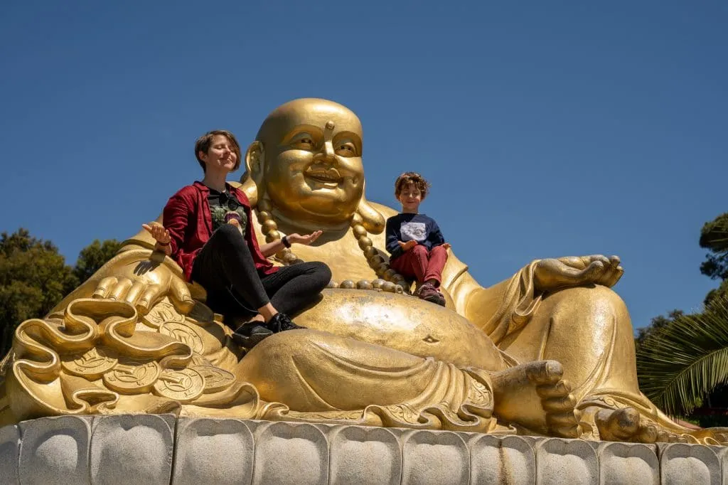 Um dia no Buddha Eden, o jardim da paz 6 Big Buddha