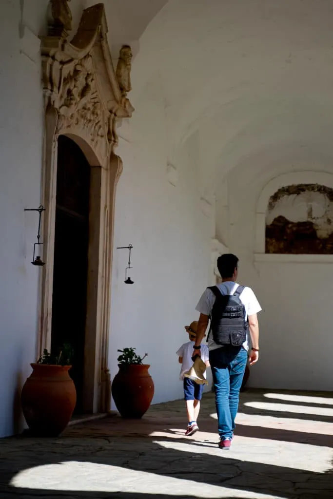 convento de são paulo corridor door decorations
