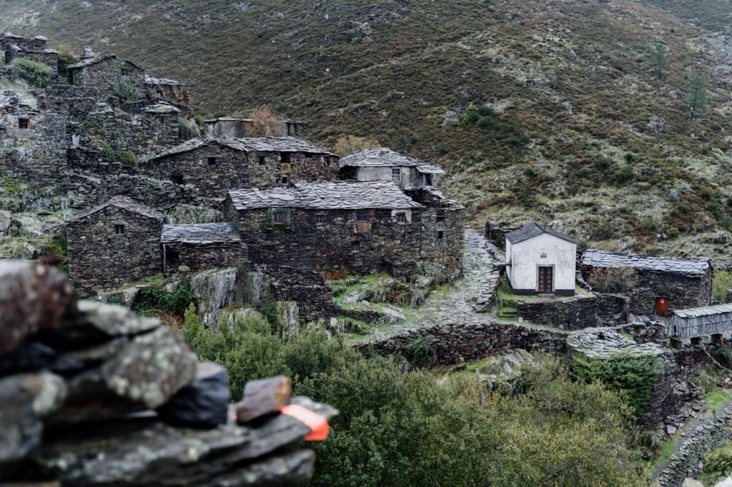 Mountain multi-day hikes, our full autonomy experience 21