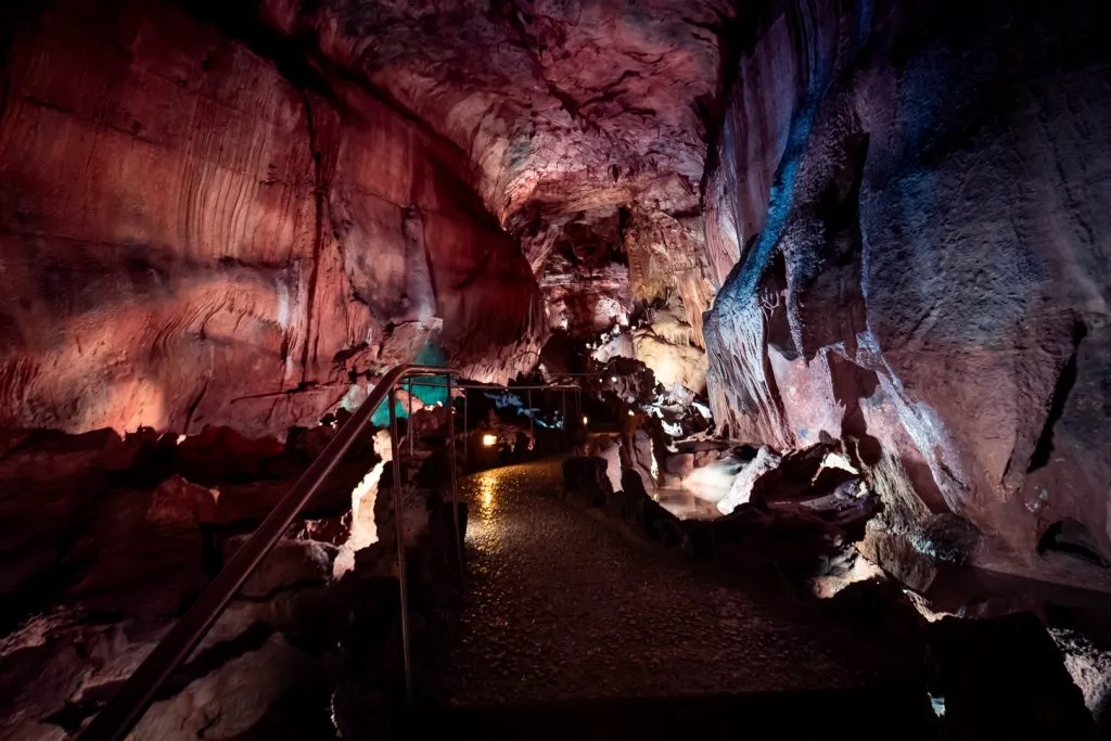 You won't believe what's hidden underground in Portugal. - Mira de Aire caves 20 You won't believe what's hidden underground in Portugal. - Mira de Aire caves 19