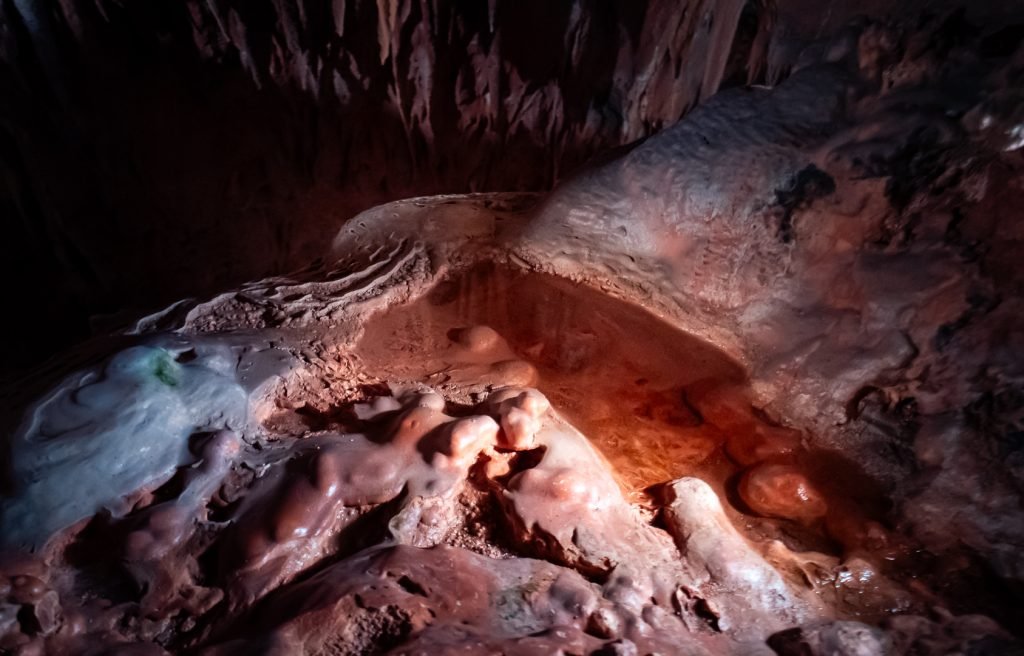É incrível, vejam o que está escondido no subsolo de Portugal – Grutas de Mira de Aire 31 É incrível, vejam o que está escondido no subsolo de Portugal – Grutas de Mira de Aire 30