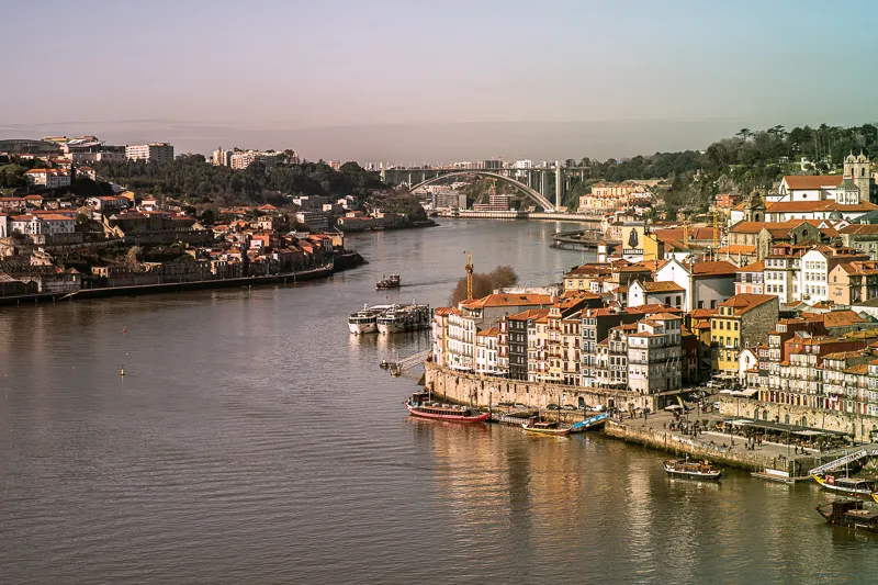 Avoiding Tourist Traps in Portugal: Essential Tips for Savvy Travelers 1